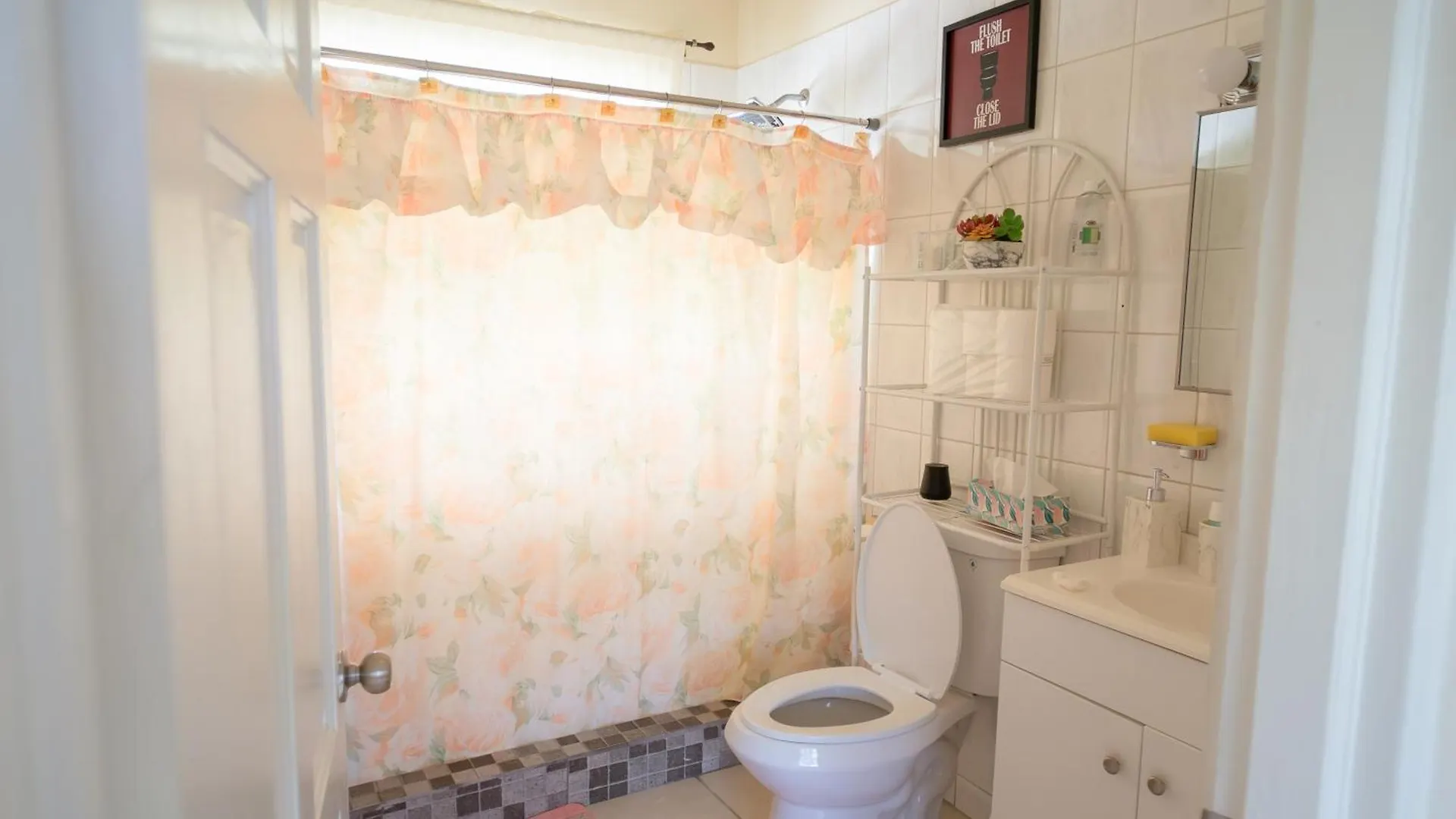 Golden Vale Escape Apartment Ribishi Saint Vincent and the Grenadines